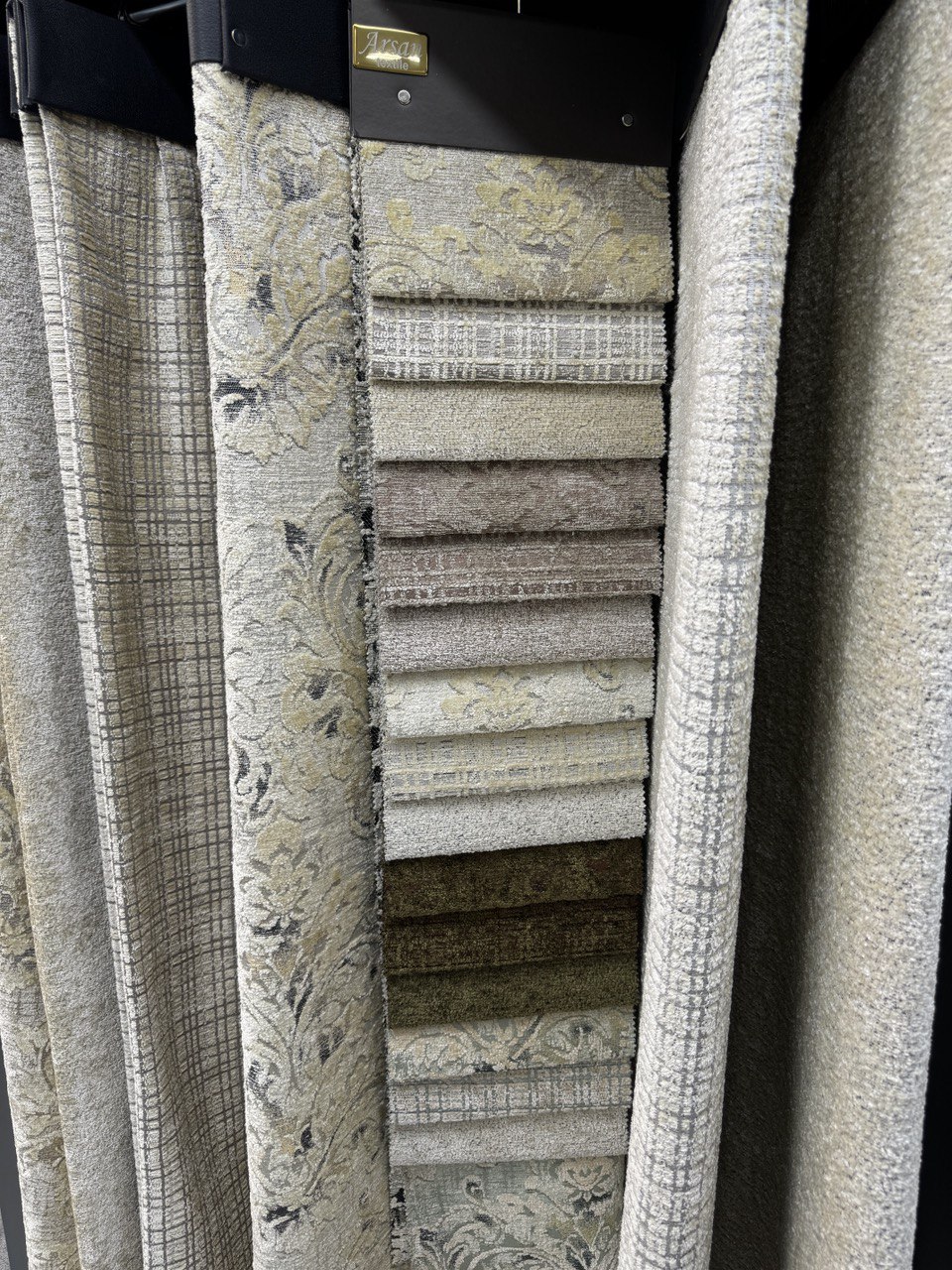 photo_2025-03-09_18-46-43 پارچه مبلی آلبرتی | ALBERTI - تصویر 1