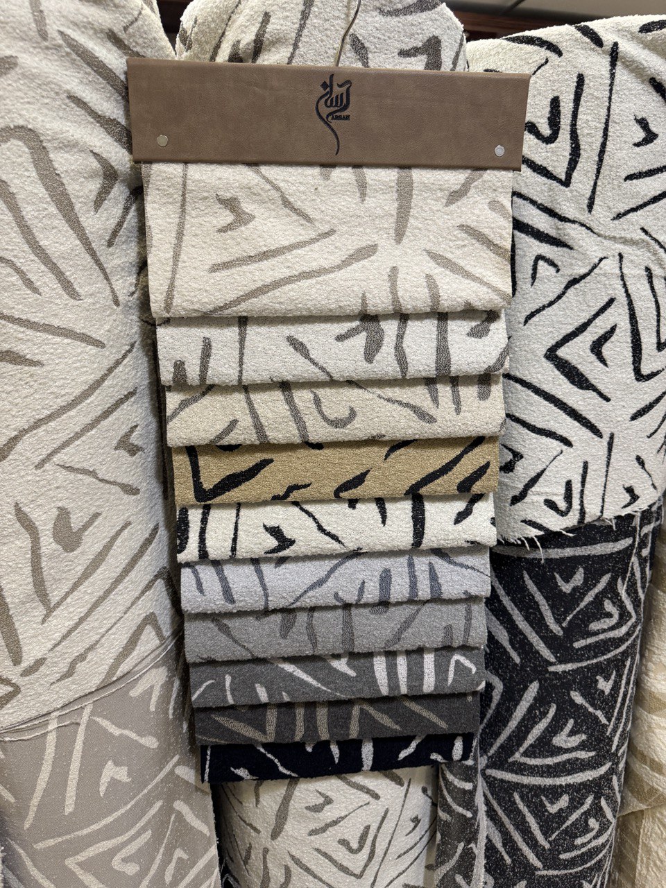 photo_2025-03-09_18-55-03 پارچه شانل تدی آیرون | IRON - تصویر 1